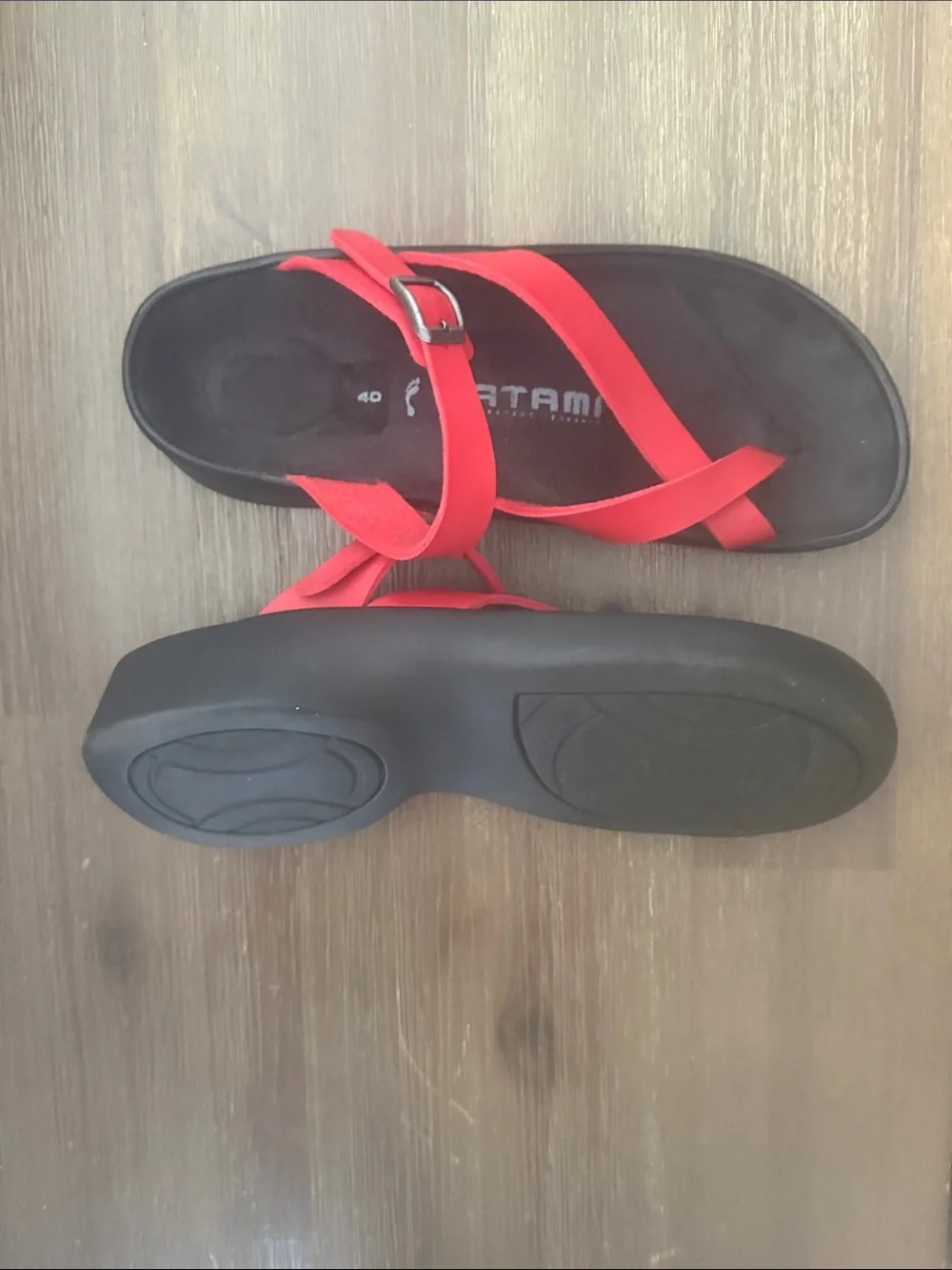 Birkenstock TATAMI Women’s Black Footbed Red Strappy Sandals